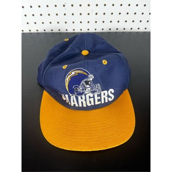 Vintage Logo 7 San Diego Chargers adjustable SnapBack hat - Picture 1 of 5